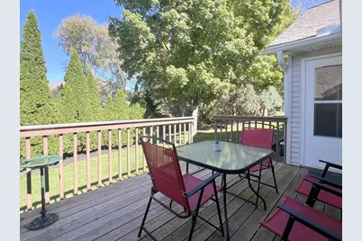187 N Musket Ridge Drive, Sun Prairie, WI 53590 - Photo 4