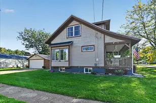 402 E Main St, Janesville, WI 53536 - Photo 40