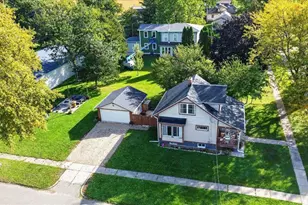 402 E Main St, Janesville, WI 53536 - Photo 14