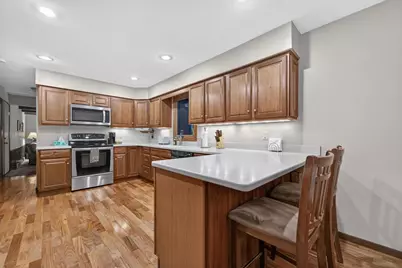 5800 Tall Oaks Road, Fitchburg, WI 53711 - Photo 14