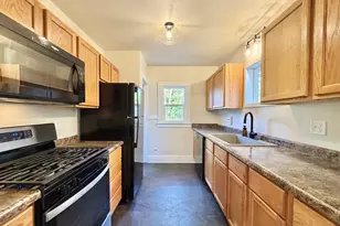 335 Ridgeland Ave, Beloit, WI 53511 - Photo 12