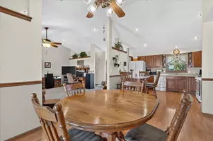 5541 W County A Rd, Janesville, WI 53548 - Photo 20