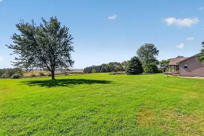 5541 W County A Road, Janesville, WI 53548 - Photo 10