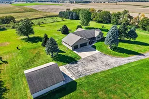 5541 W County A Rd, Janesville, WI 53548 - Photo 62