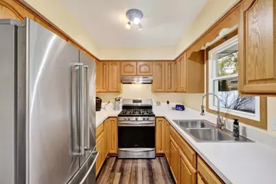 1475 Steven Street, Sun Prairie, WI 53590 - Photo 10