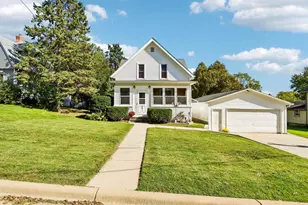 319 Sheldon St, Cambridge, WI 53523 - Photo 2