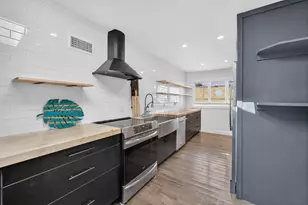 31 Hiawatha Cir, Madison, WI 53711 - Photo 6