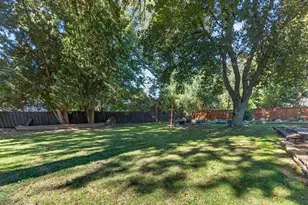 31 Hiawatha Cir, Madison, WI 53711 - Photo 40