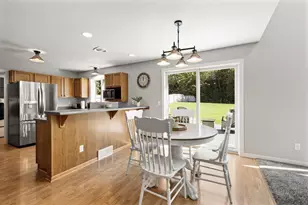 3137 Bradbury Rd, Madison, WI 53719 - Photo 8