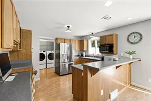 3137 Bradbury Rd, Madison, WI 53719 - Photo 12
