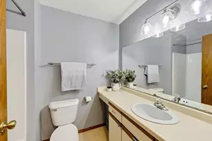 818 S Gammon Rd, Madison, WI 53719 - Photo 10