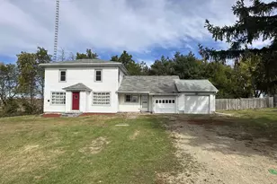 5998 County Rd D Rd, South Wayne, WI 53587 - Photo 4