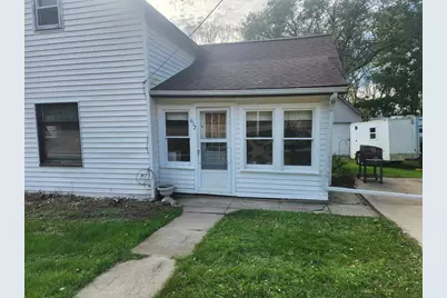 617 Center Street, Wonewoc, WI 53968 - Photo 2