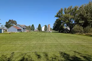 W7691 Lake Shore Rd, Sharon, WI 53585 - Photo 28