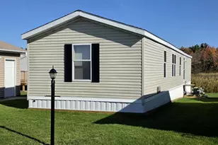 310 Vandervort St, Tomah, WI 54660 - Photo 2
