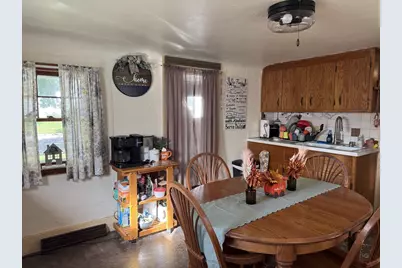 102 S Chatham Street, Janesville, WI 53548 - Photo 6