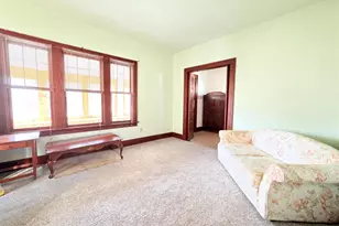 418 W 3rd St, Beaver Dam, WI 53916 - Photo 6