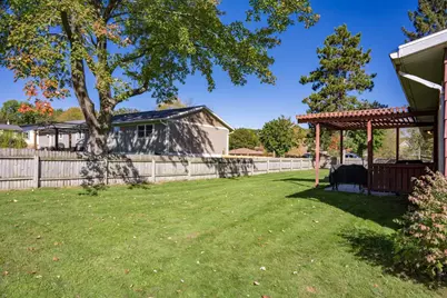 1151 N Dewey Avenue, Reedsburg, WI 53959 - Photo 6