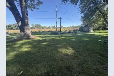 2421 S Dewey Avenue, Beloit, WI 53511 - Photo 26