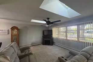 2421 S Dewey Ave, Beloit, WI 53511 - Photo 6