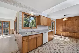 372 E Lincoln St, Oregon, WI 53575 - Photo 8