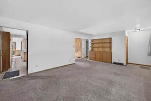 372 E Lincoln St, Oregon, WI 53575 - Photo 4