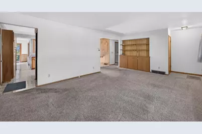 372 E Lincoln Street, Oregon, WI 53575 - Photo 2