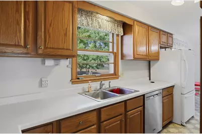 846 Taylor Road, New Lisbon, WI 53950 - Photo 14