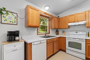 2722 Fell Rd, Madison, WI 53713 - Photo 18