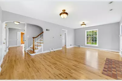 7609 N Boyd Way, Milwaukee, WI 53217 - Photo 6