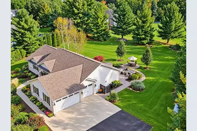 5106 Monarch Circle, Beloit, WI 53511 - Photo 2