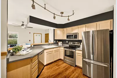 2892 S Seminole Hwy #1, Fitchburg, WI 53711 - Photo 4