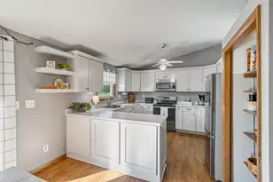 221 14th Ave, Baraboo, WI 53913 - Photo 14