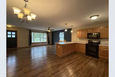 320 N Walker Street, Adams, WI 53910 - Photo 8