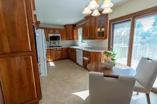 2508 N Bootmaker Dr, Beloit, WI 53511 - Photo 4