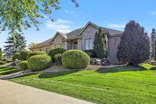 902 Winding Way, Madison, WI 53562 - Photo 1