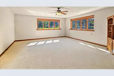 902 Winding Way, Madison, WI 53562 - Photo 52