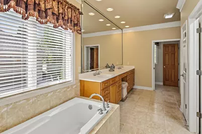 902 Winding Way, Madison, WI 53562 - Photo 48