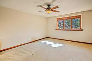 902 Winding Way, Madison, WI 53562 - Photo 60
