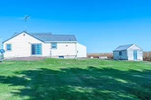 N3089 E Rock River Rd, Waupun, WI 53963 - Photo 6