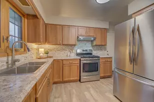 4112 N Galaxy Dr, Janesville, WI 53546 - Photo 6