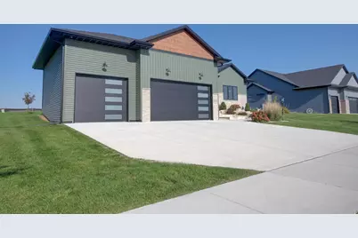 1813 Arbor Ridge Way, Janesville, WI 53548 - Photo 32