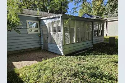 327 Hitchcock Street, Baraboo, WI 53913 - Photo 10