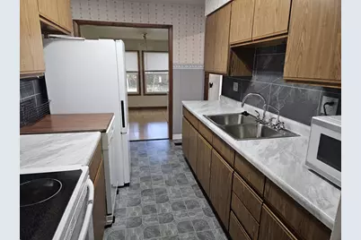327 Hitchcock Street, Baraboo, WI 53913 - Photo 14