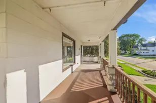 615 N Center St, Beaver Dam, WI 53916 - Photo 36