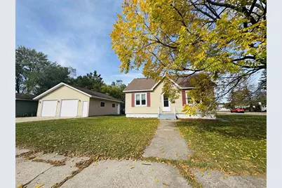 1541 Apricot Street, Wisconsin Rapids, WI 54494 - Photo 2