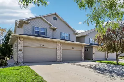 2967 Kentville Drive, Sun Prairie, WI 53590 - Photo 2