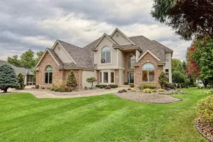 1225 St Patrick Way, Sun Prairie, WI 53590 - Photo 2