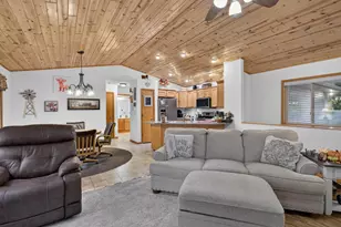 W8296 Royal Oaks Dr, Wautoma, WI 54982 - Photo 4