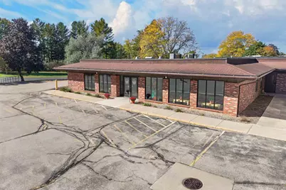635 W Oshkosh Street, Ripon, WI 54971 - Photo 4